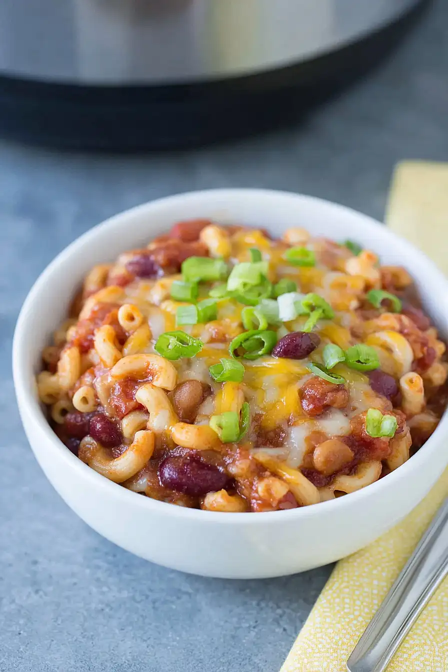 vegetarian crockpot chili mac